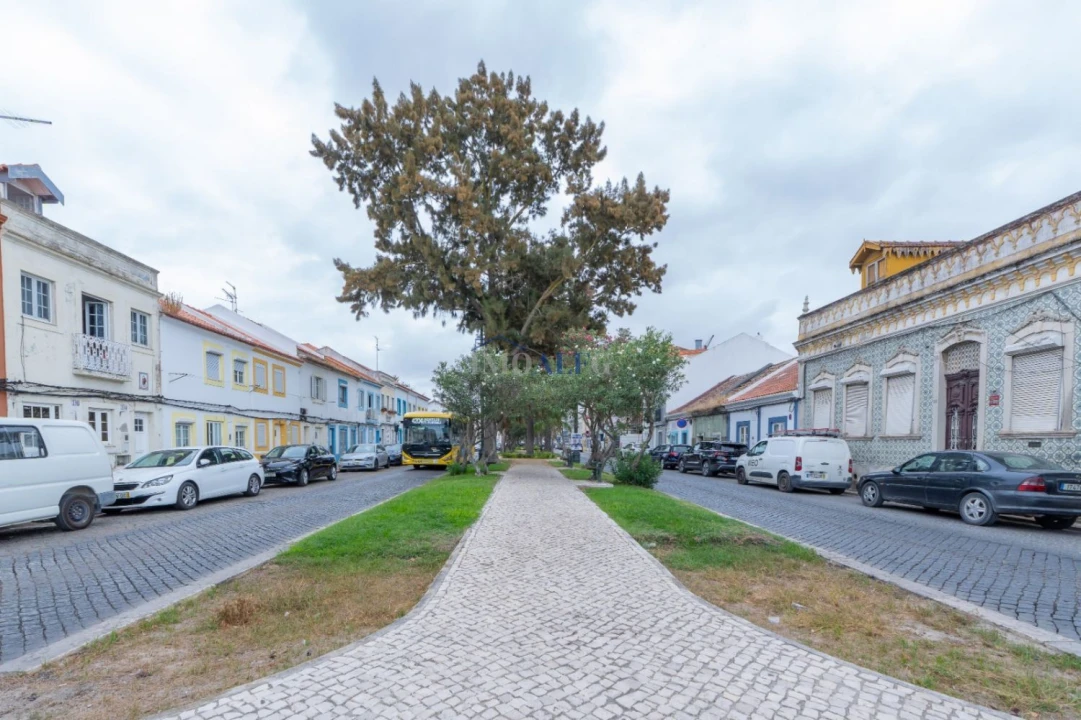 Loja para Venda em Montijo e Afonsoeiro Foto 3
