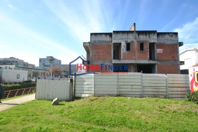 Moradia T3 para Venda em São Vitor (Braga)