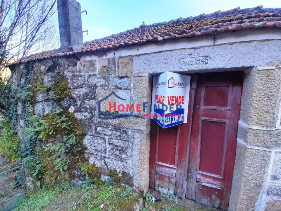 Moradia T1 para Venda em Fiães Foto 40