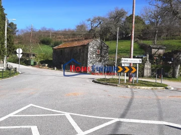 Moradia T1 para Venda em Fiães