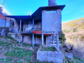 Moradia T1 para Venda em Fiães