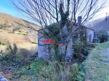 Moradia T1 para Venda em Fiães