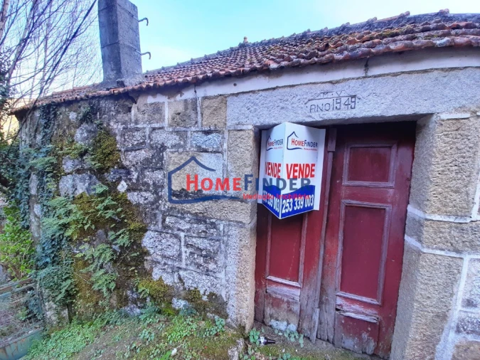 Moradia T1 para Venda em Fiães Foto 40