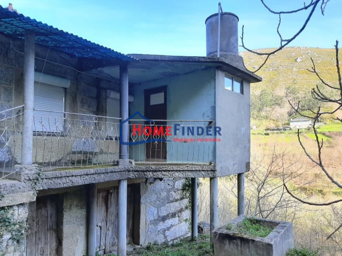 Moradia T1 para Venda em Fiães Foto 19