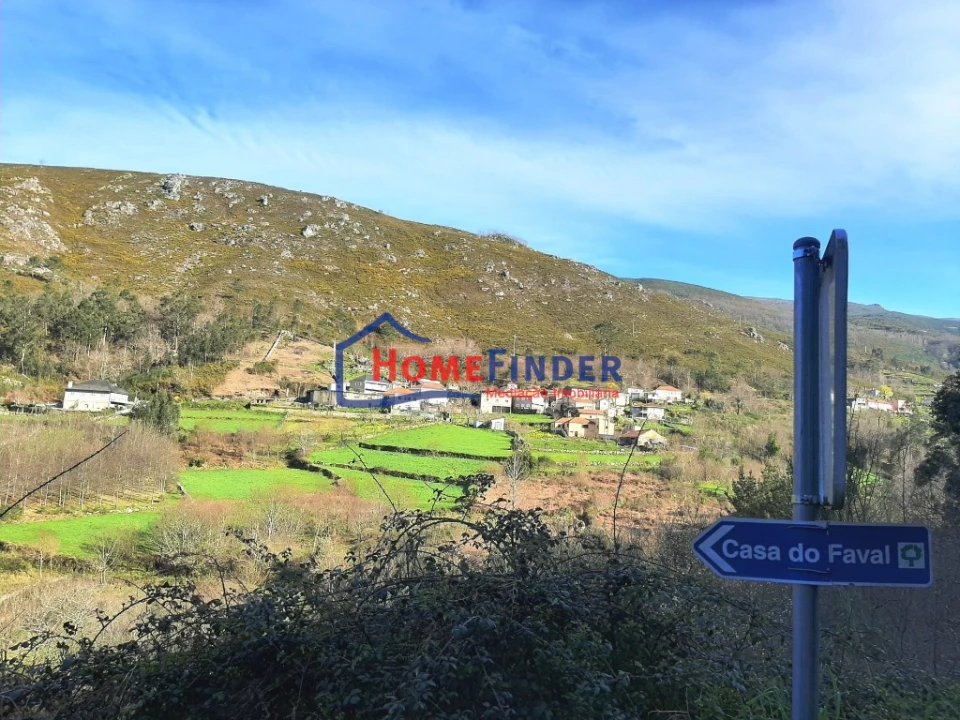 Moradia T1 para Venda em Fiães Foto 49