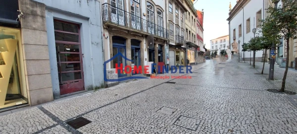 Loja para Venda em Braga (São José de São Lázaro e São João do Souto)