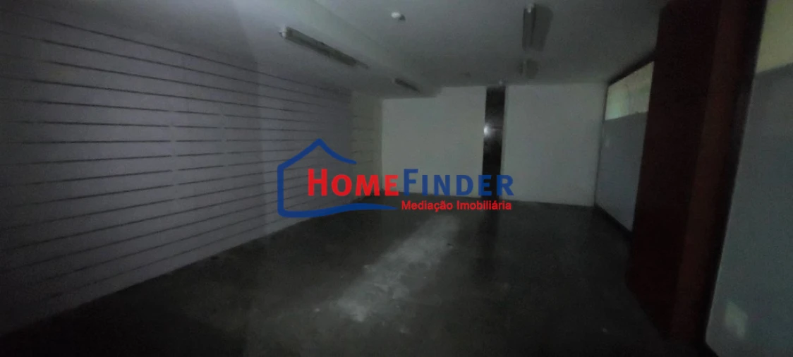 Loja para Venda em Braga (São José de São Lázaro e São João do Souto) Foto 17