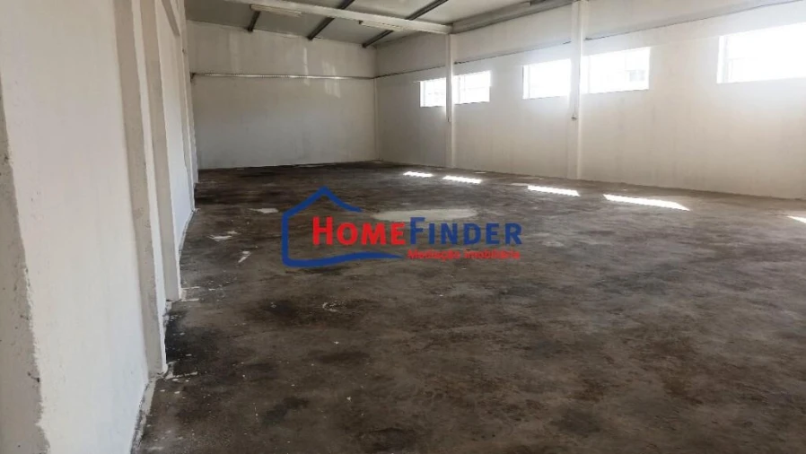 Loja para Venda em Arcozelo Foto 11