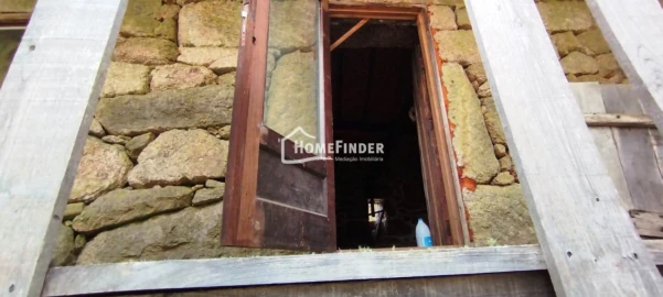 Quinta T3 para Venda em Castro Laboreiro e Lamas de Mouro