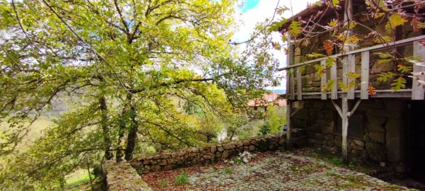 Quinta T3 para Venda em Castro Laboreiro e Lamas de Mouro