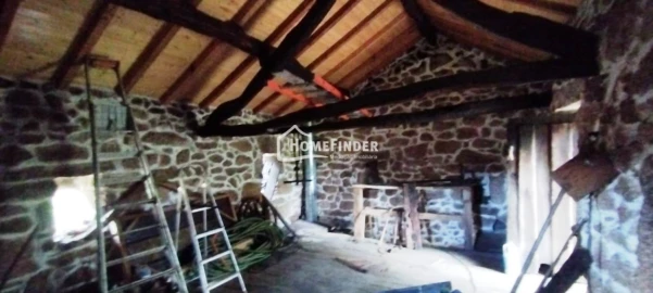 Quinta T3 para Venda em Castro Laboreiro e Lamas de Mouro