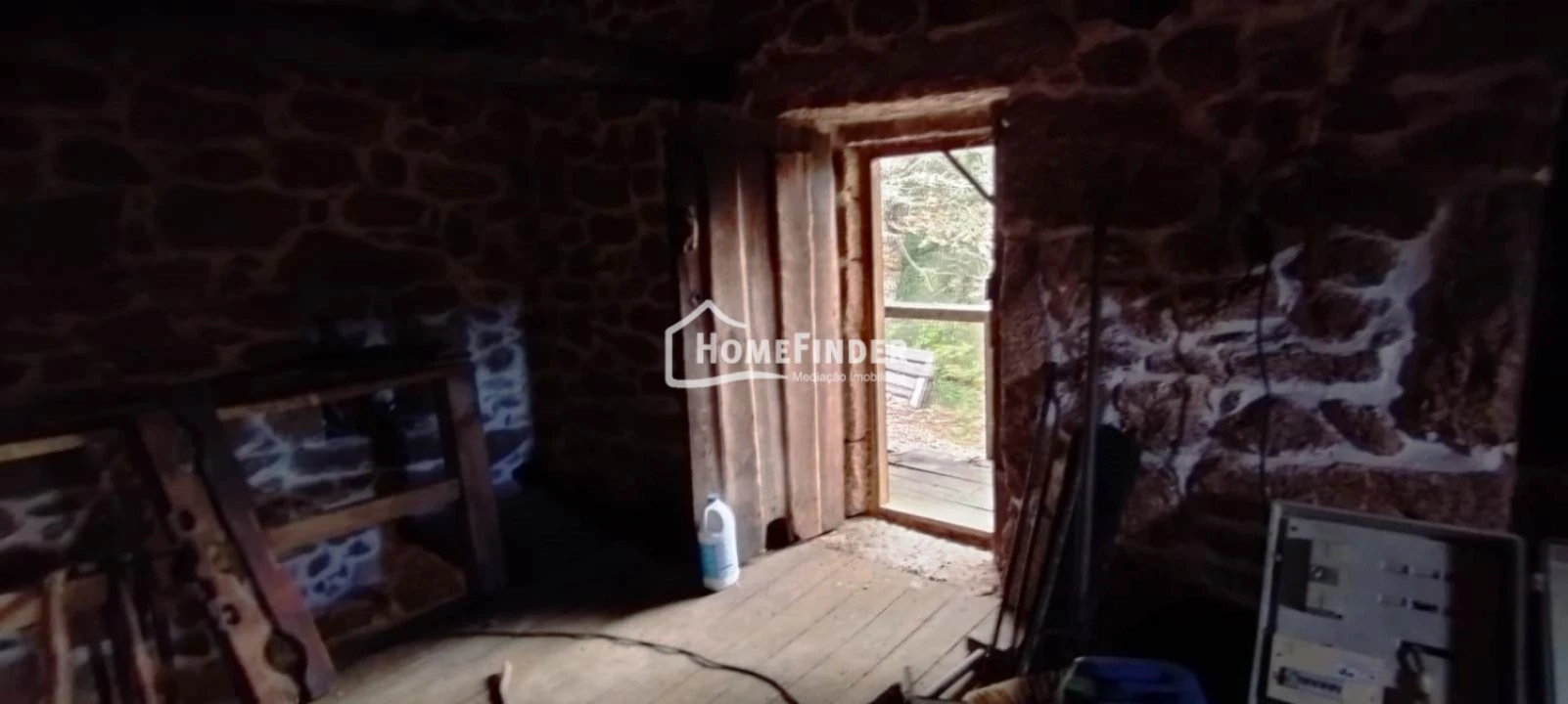 Quinta T3 para Venda em Castro Laboreiro e Lamas de Mouro Foto 22