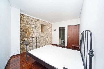 Apartamento T2 para Venda em Braga (Maximinos, Sé e Cividade)
