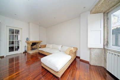 Apartamento T2 para Venda em Braga (Maximinos, Sé e Cividade)