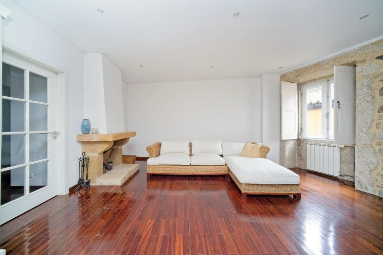 Apartamento T2 para Venda em Braga (Maximinos, Sé e Cividade) Foto 8