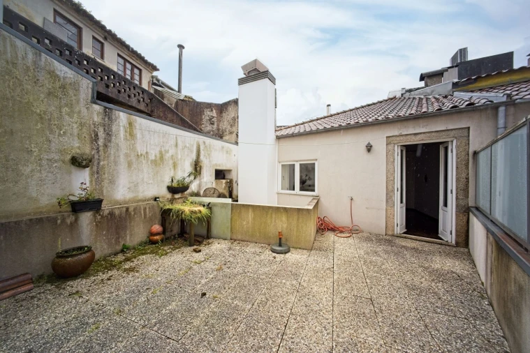Apartamento T2 para Venda em Braga (Maximinos, Sé e Cividade) Foto 24