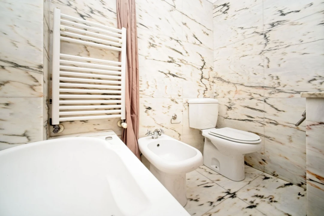 Apartamento T2 para Venda em Braga (Maximinos, Sé e Cividade) Foto 17