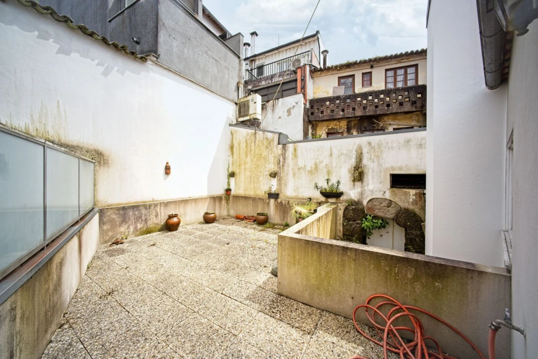 Apartamento T2 para Venda em Braga (Maximinos, Sé e Cividade) Foto 22