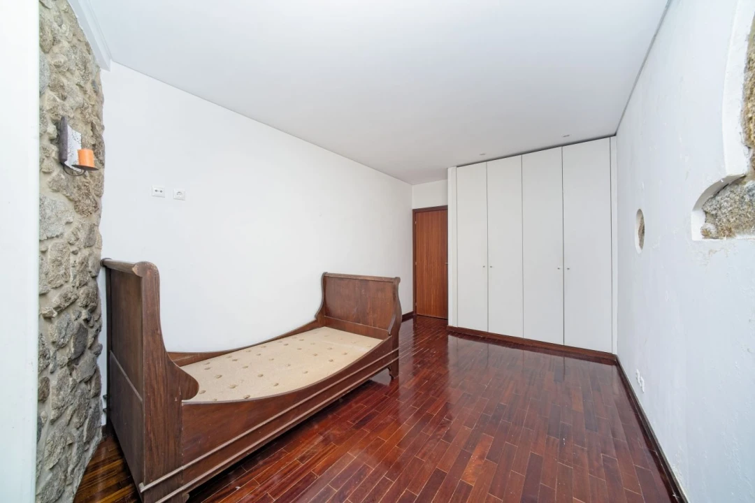 Apartamento T2 para Venda em Braga (Maximinos, Sé e Cividade) Foto 28