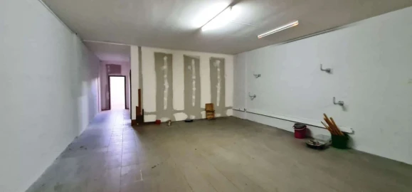 Loja para Venda em Lomar e Arcos