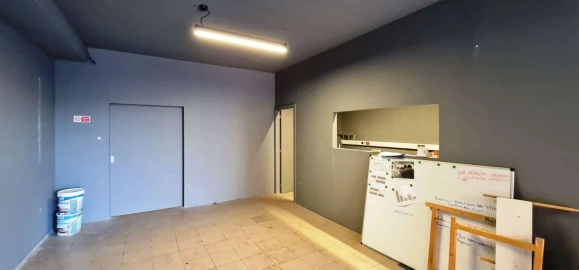 Loja para Venda em Lomar e Arcos