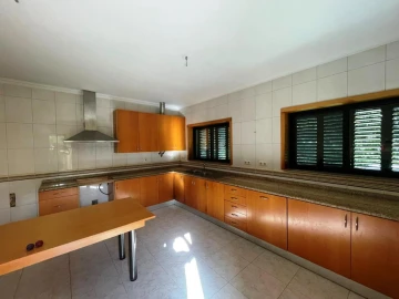 Moradia T4 para Venda em Lago