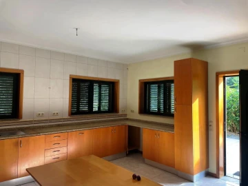 Moradia T4 para Venda em Lago