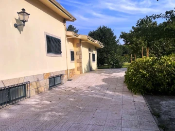 Moradia T4 para Venda em Lago