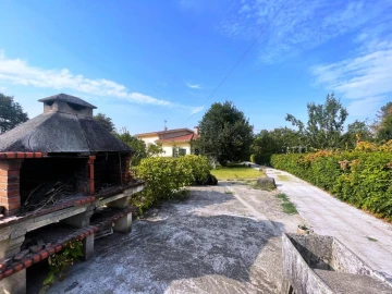 Moradia T4 para Venda em Lago