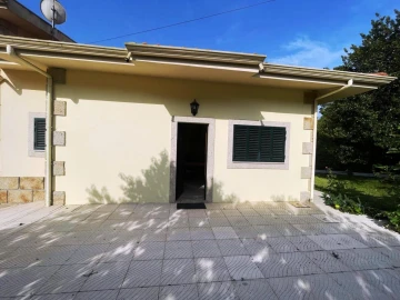 Moradia T4 para Venda em Lago