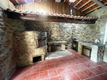 Moradia T4 para Venda em Lago