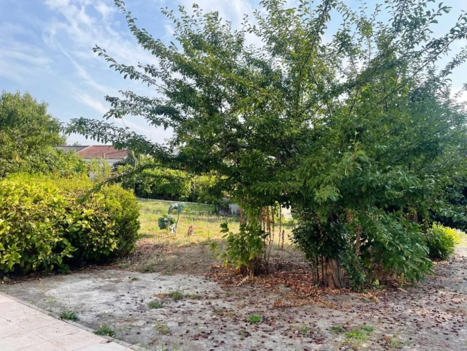 Moradia T4 para Venda em Lago Foto 41