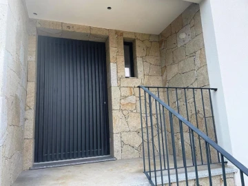 Moradia T4 para Venda em Merelim (São Paio), Panoias e Parada de Tibães