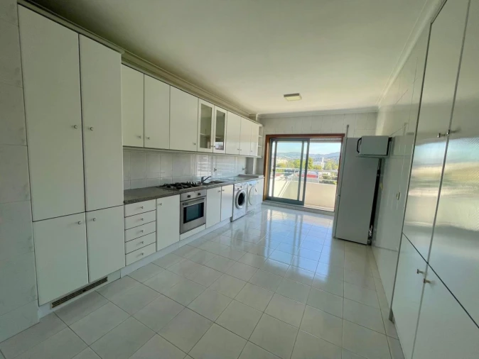 Apartamento T5 para Venda em São Vitor (Braga) Foto 8
