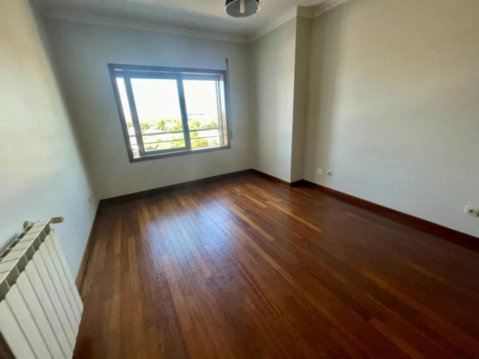 Apartamento T5 para Venda em São Vitor (Braga) Foto 17