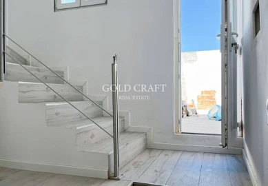 Moradia T9 para Venda em Ajuda