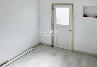 Moradia T9 para Venda em Ajuda