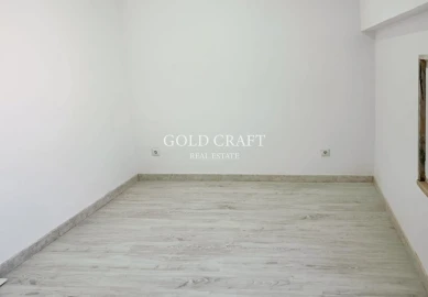 Moradia T9 para Venda em Ajuda