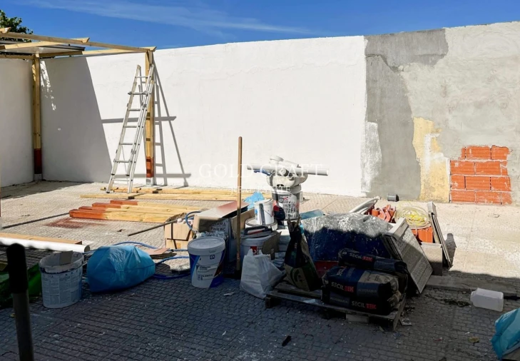 Moradia T9 para Venda em Ajuda Foto 24