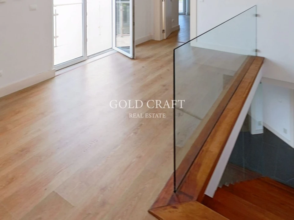 Moradia T4 para Venda em Queluz e Belas Foto 18