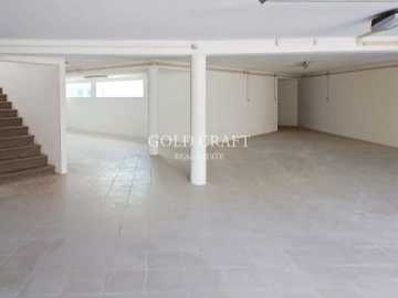 Moradia T4 para Venda em Queluz e Belas