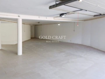 Moradia T4 para Venda em Queluz e Belas