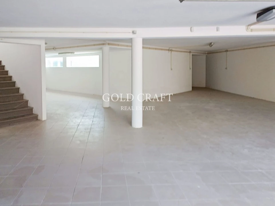 Moradia T4 para Venda em Queluz e Belas Foto 37