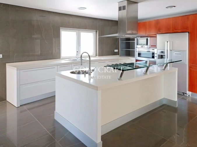 Moradia T4 para Venda em Queluz e Belas Foto 12