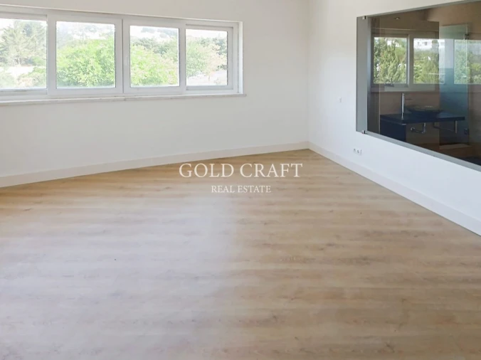 Moradia T4 para Venda em Queluz e Belas Foto 23