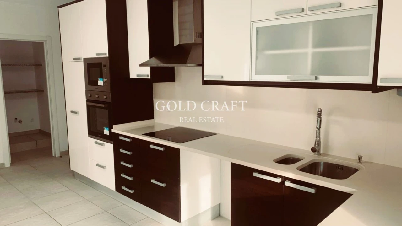 Moradia T3 para Venda em Ericeira Foto 12