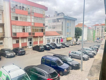 Loja para Venda em Agualva e Mira-Sintra