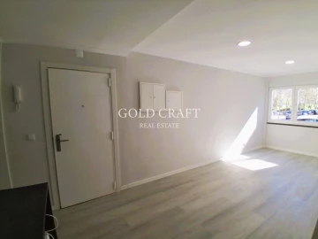 Apartamento T2 para Venda em Benfica