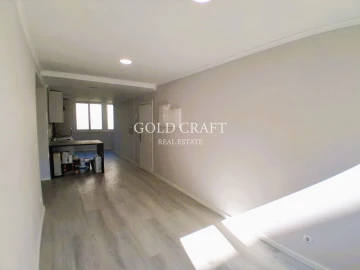 Apartamento T2 para Venda em Benfica