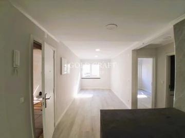 Apartamento T2 para Venda em Benfica